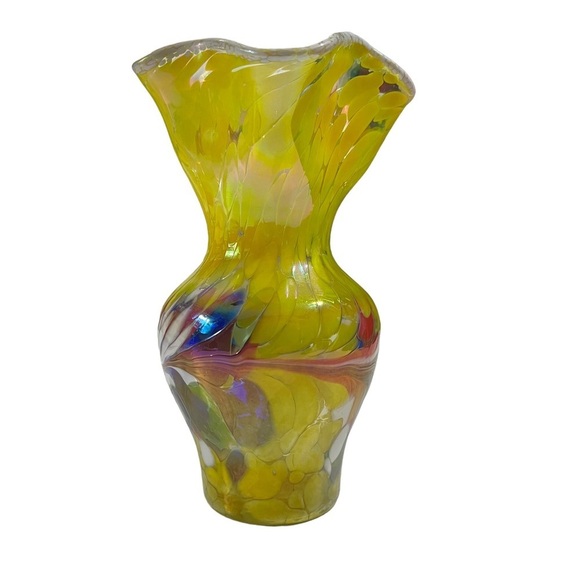 Aurene Rainbow AOWL Art Glass Vase Yellow 8” Height 5” Wide Made In Poland - Picture 3 of 8